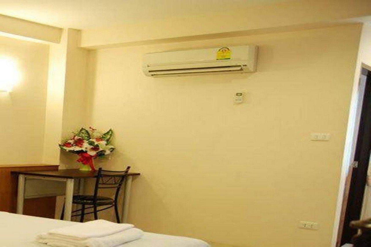 Rambuttri House Hotel Banguecoque Exterior foto