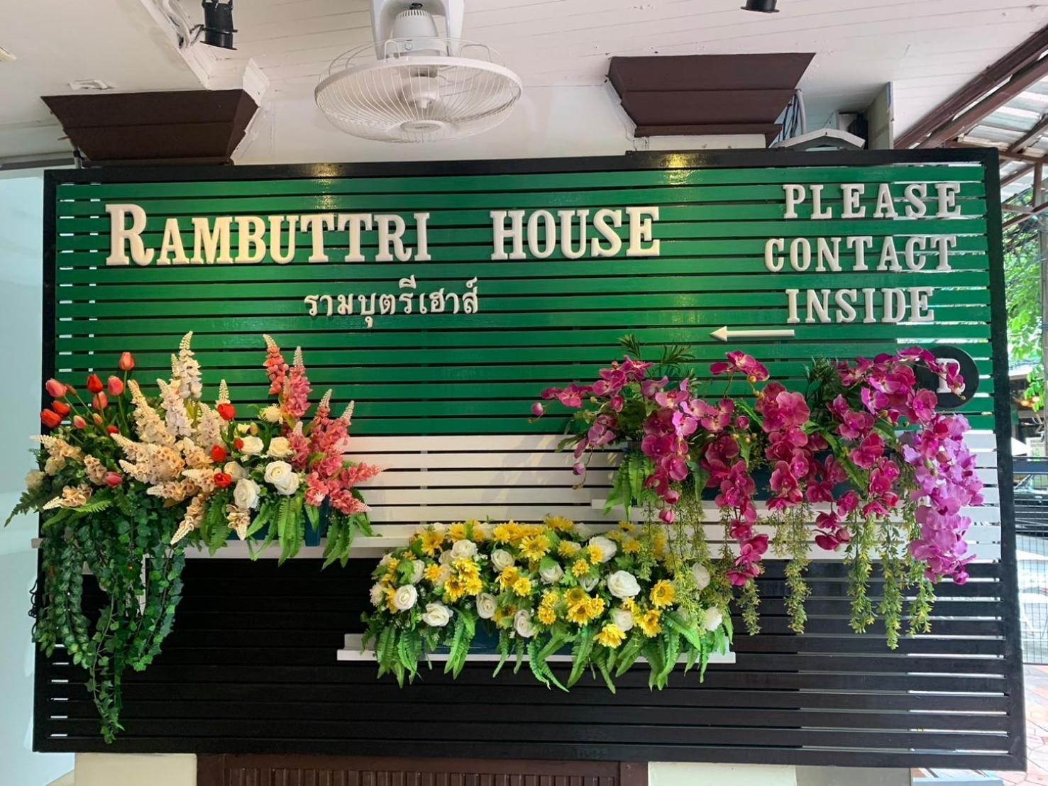 Rambuttri House Hotel Banguecoque Exterior foto